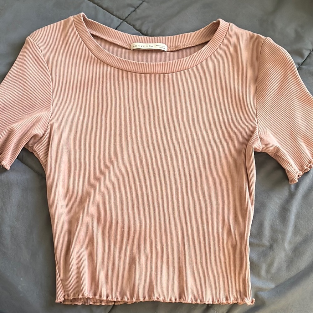 Light pink tight t shirt